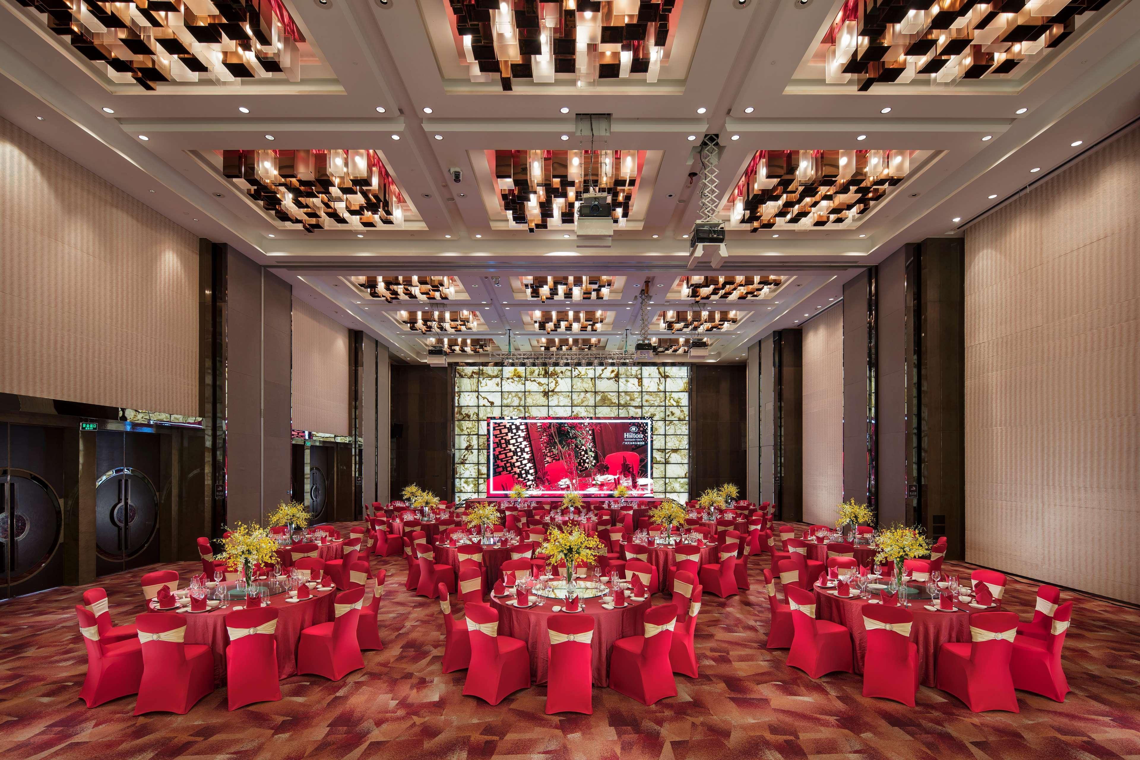 Hilton Guangzhou Tianhe - Free Shuttle Bus And Registration Counter Available During Canton Fair Period Екстериор снимка The Grand Ballroom