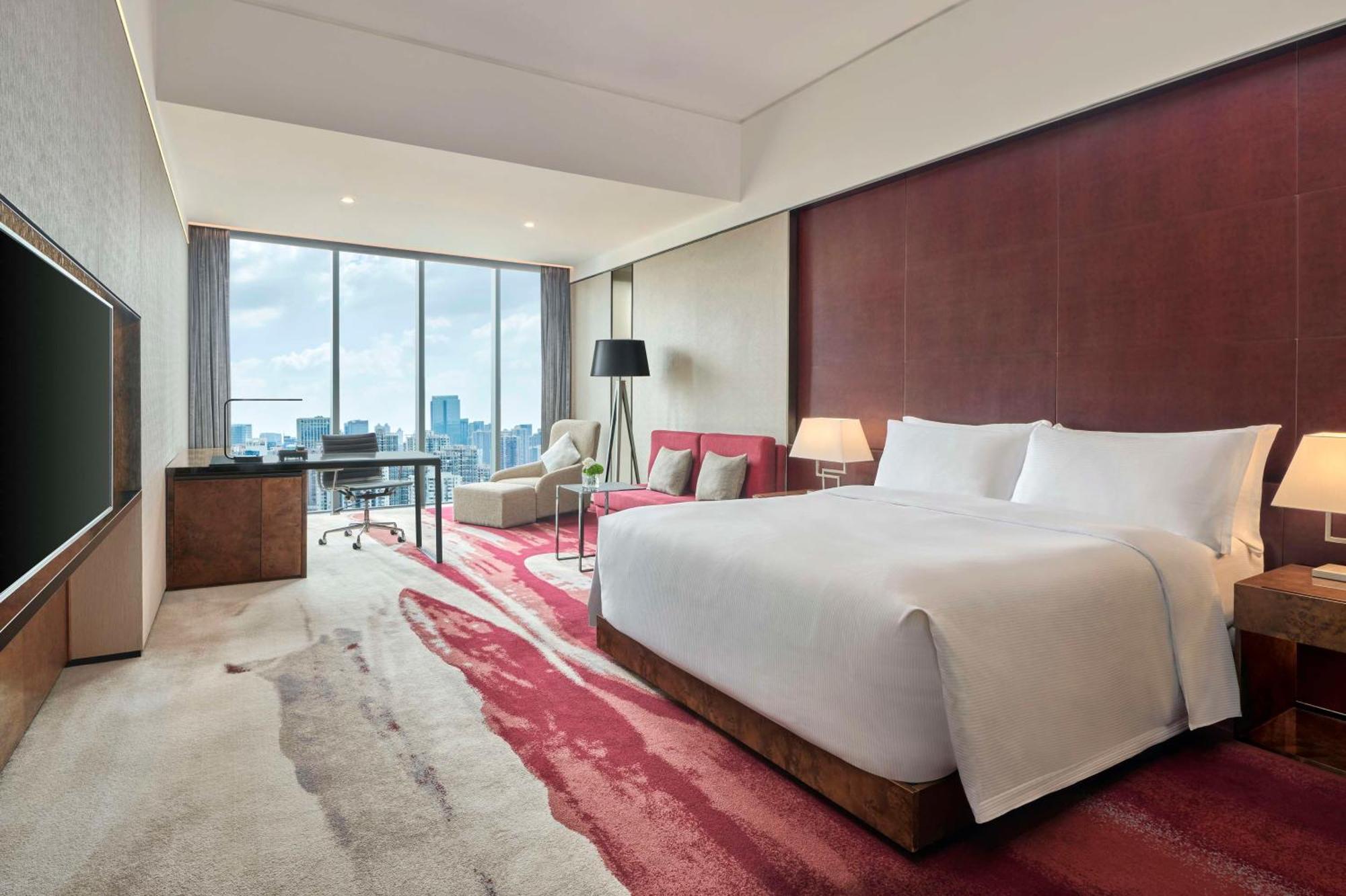Hilton Guangzhou Tianhe - Free Shuttle Bus And Registration Counter Available During Canton Fair Period Екстериор снимка